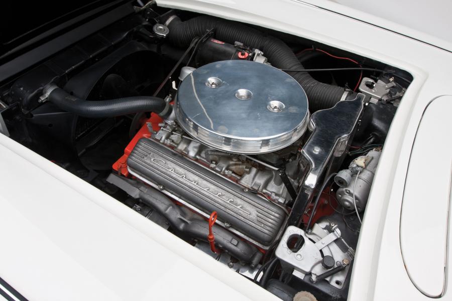  Chevrolet Corvette Roadster 1960 года  (фото 4 из 20)